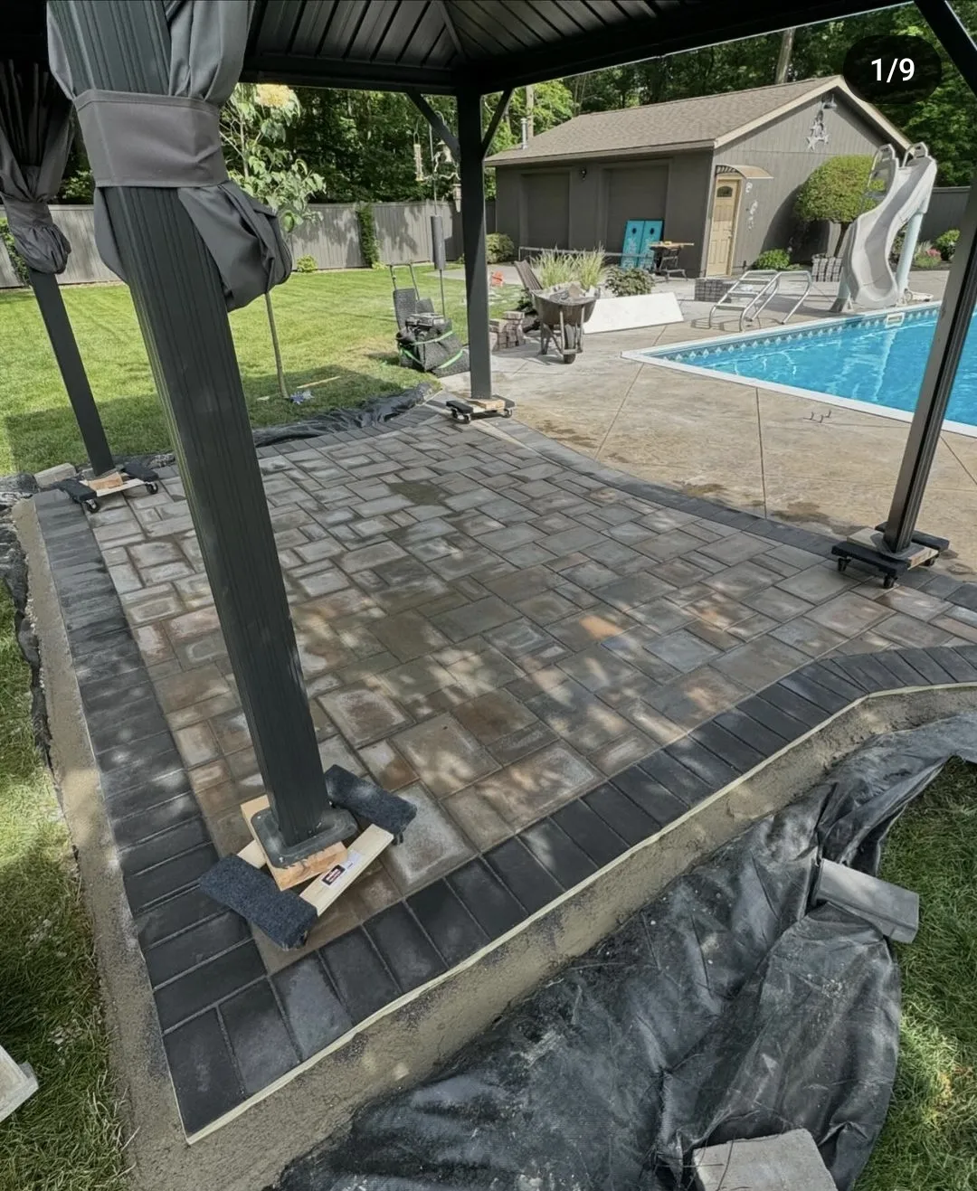 landscaping with lawn, plants, and outdoor design features